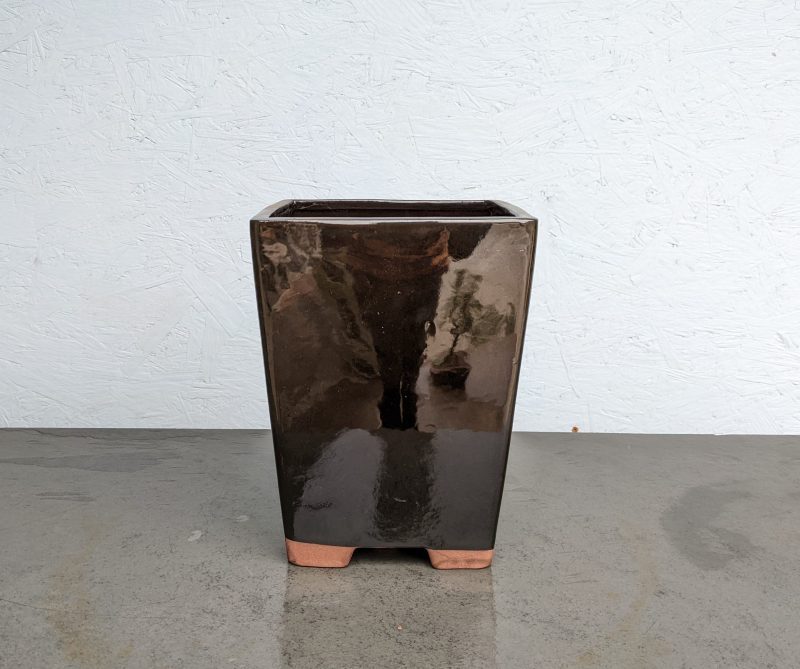 Black Glazed Cascade